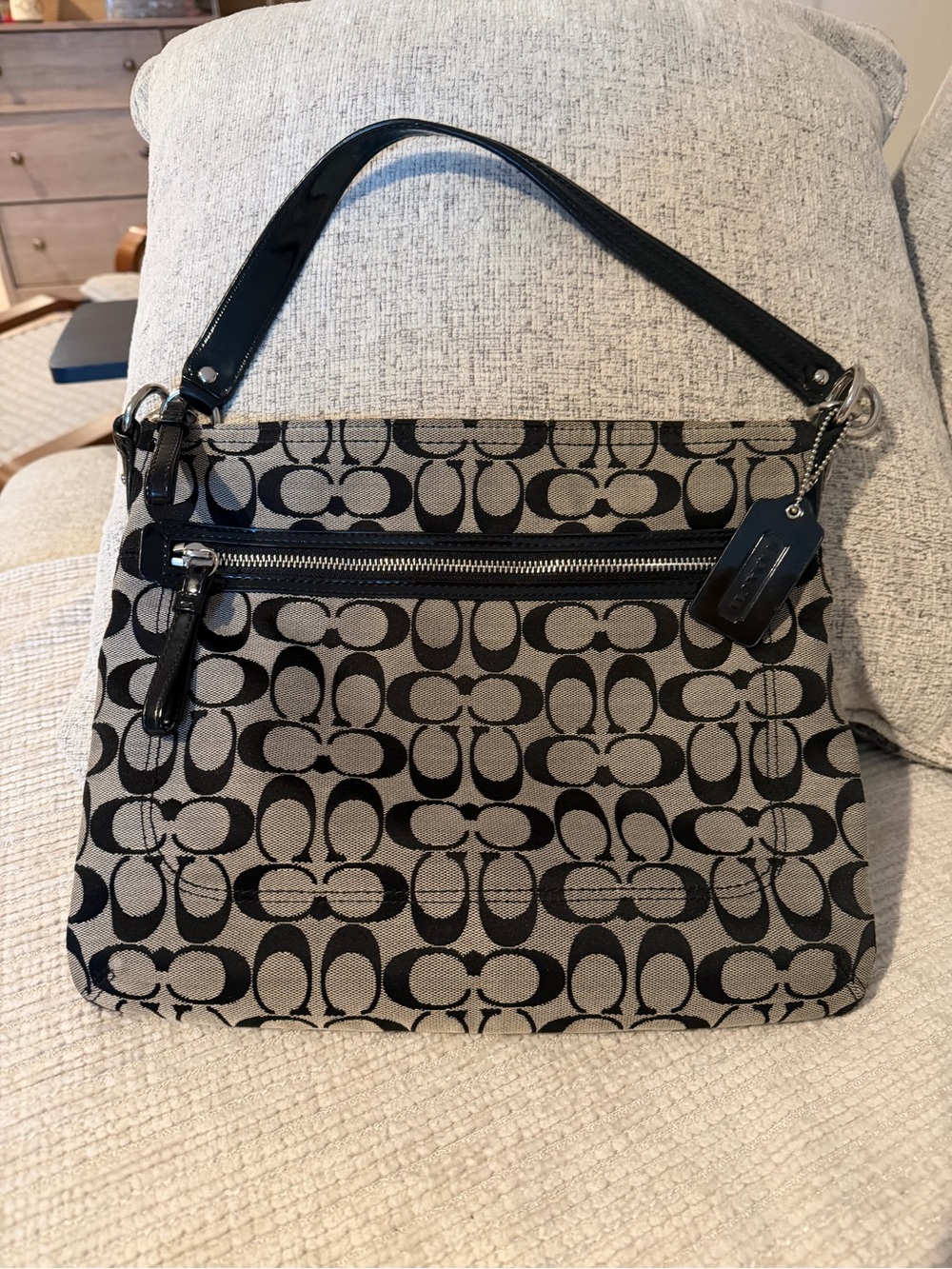 Coach Sig Poppy Perri Hippie Shoulder Bag black/gray Canvas-Patent leather